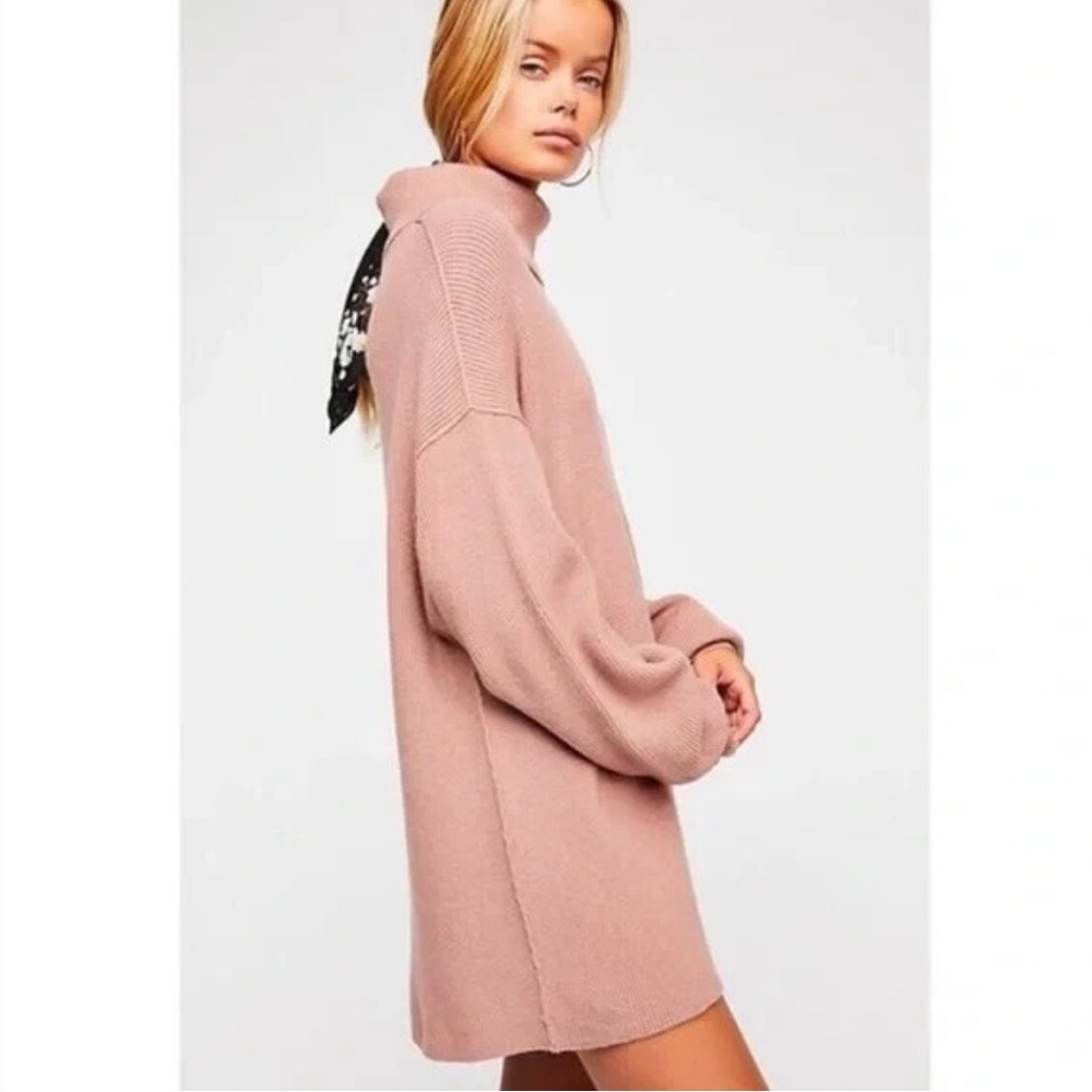 Free People Softly Structured Tunic Turtleneck Sweater Small Mauve Oversized